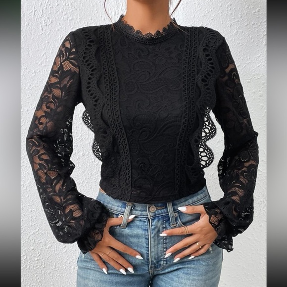 Luxe black lace lantern sleeve top - Picture 6 of 6